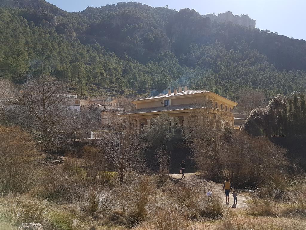 Hospedium Hostal Sierra Del Agua Paterna del Madera Ngoại thất bức ảnh
