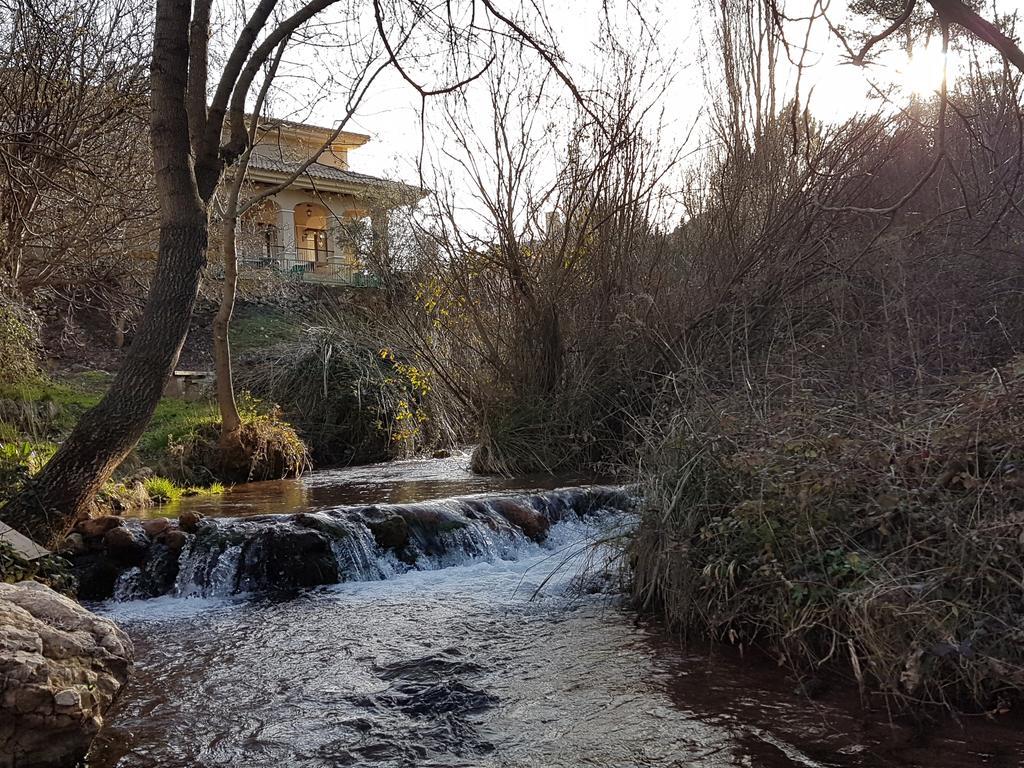 Hospedium Hostal Sierra Del Agua Paterna del Madera Ngoại thất bức ảnh